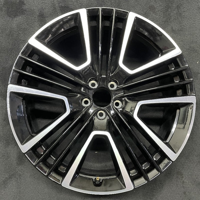 21" XC40 19-21 21x8.5 alloy 5 triple slot Original OEM Wheel Rim