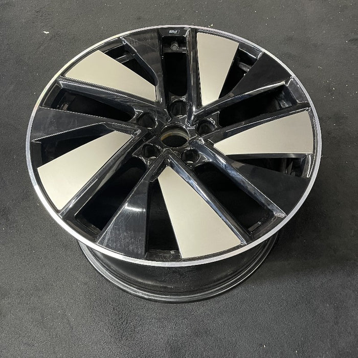 21" E-TRON GT 23-24 21x11.5 Original OEM Wheel Rim