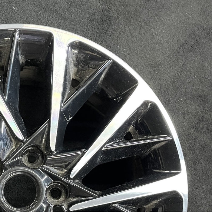 18" HYUNDAI SONATA 20 gasoline 18x7-1/2 alloy gray inlay ID 52910L0310 Original OEM Wheel Rim