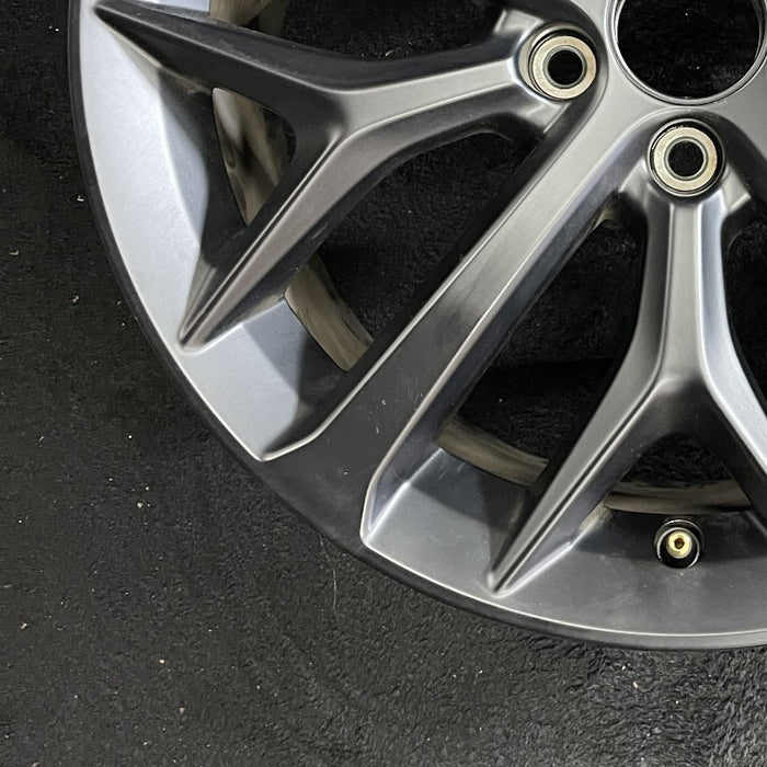 18" CIVIC 20-21 18x8 alloy w/o outer red accent; Y spoke design w/o machined face Original OEM Wheel Rim