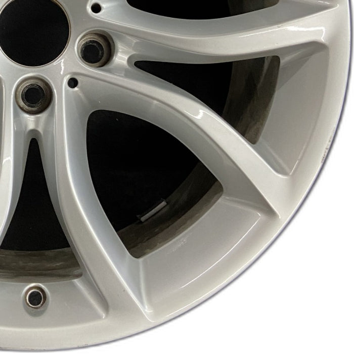 19" BMW X6 15-17 19x9 alloy 5 spoke V spoke w/o dimples between lugs; 18mm offset Original OEM Wheel Rim