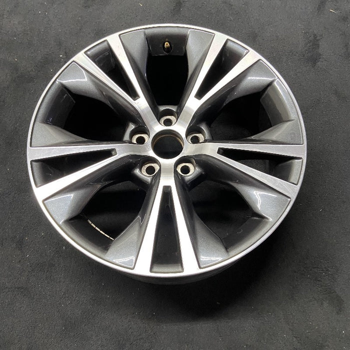 18" HIGHLANDER 16-19 18x7.5 alloy 10 raised spoke 5 V spoke gray inlay Original OEM Wheel Rim