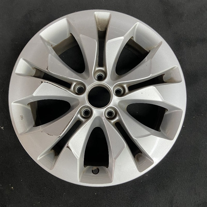 17" CR-V 12-14 17x6.5 alloy 10 spoke lug nut aligned with narrow slot Original OEM Wheel Rim