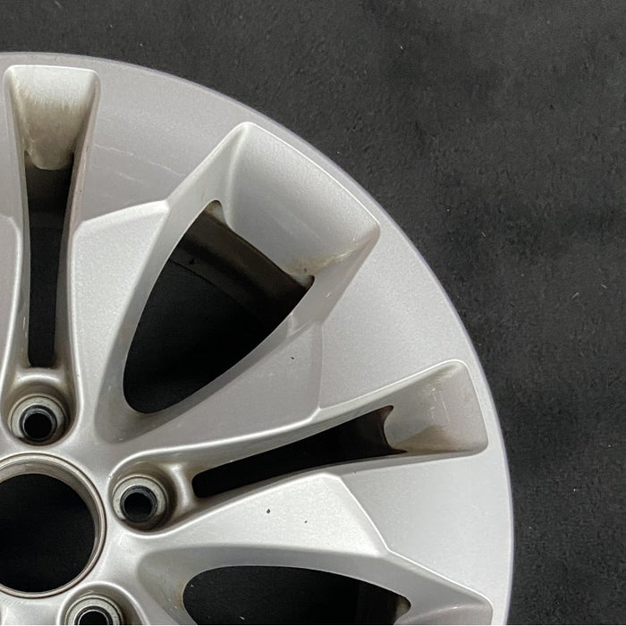 17" CR-V 12-14 17x6.5 alloy 10 spoke lug nut aligned with narrow slot Original OEM Wheel Rim