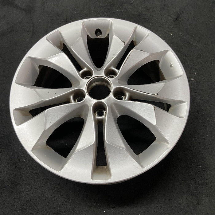 17" CR-V 12-14 17x6.5 alloy 10 spoke lug nut aligned with narrow slot Original OEM Wheel Rim