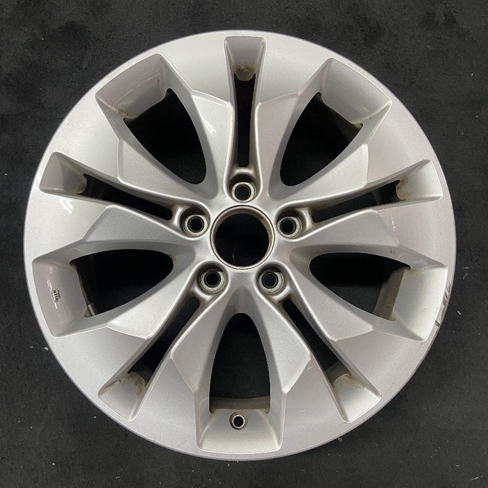 17" CR-V 12-14 17x6.5 alloy 10 spoke lug nut aligned with narrow slot Original OEM Wheel Rim