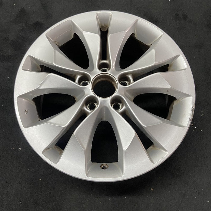 17" CR-V 12-14 17x6.5 alloy 10 spoke lug nut aligned with narrow slot Original OEM Wheel Rim