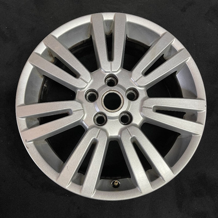 19" LR4 10-11 alloy 19x8 silver sparkle 14 spoke 7 split Original OEM Wheel Rim