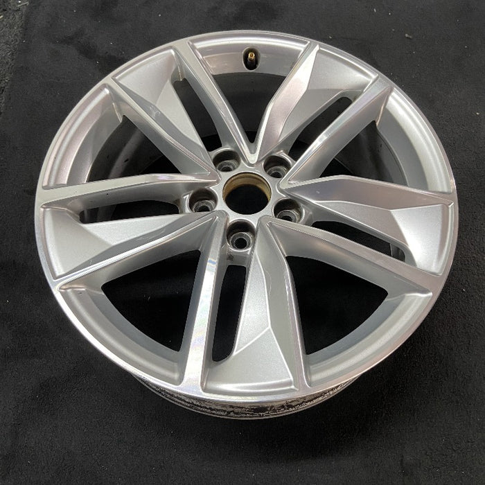 18" AUDI Q3 17-18 18x7 alloy Original OEM Wheel Rim