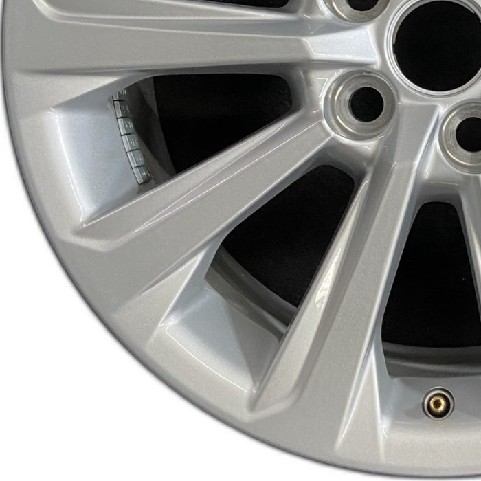 18" GRAND HIGHLANDER 24 18x7.5 alloy silver 10 spoke Original OEM Wheel Rim