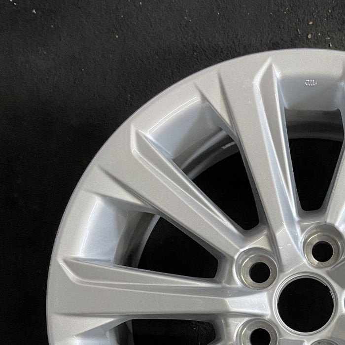 18" GRAND HIGHLANDER 24 18x7.5 alloy silver 10 spoke Original OEM Wheel Rim