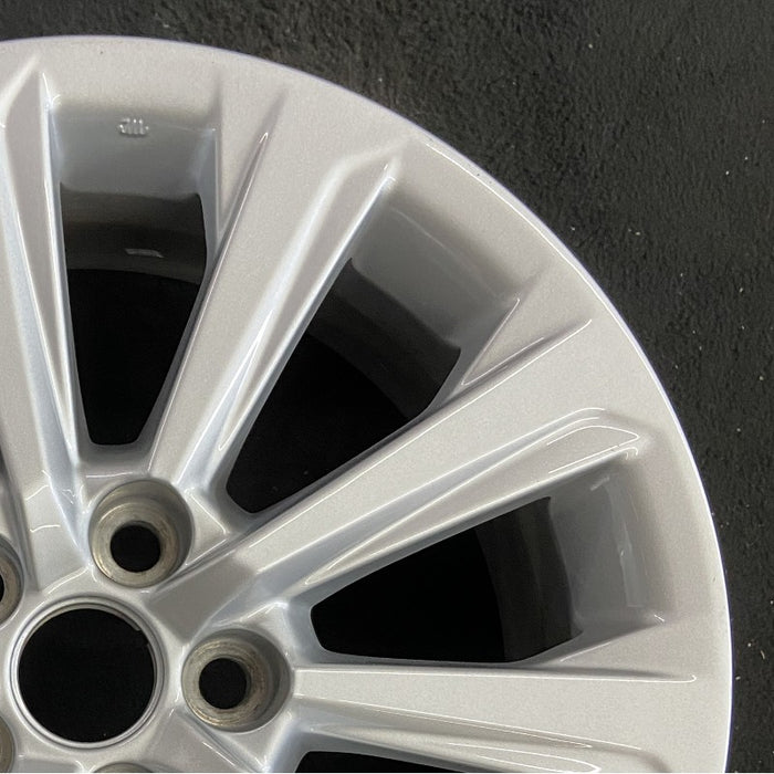18" GRAND HIGHLANDER 24 18x7.5 alloy silver 10 spoke Original OEM Wheel Rim