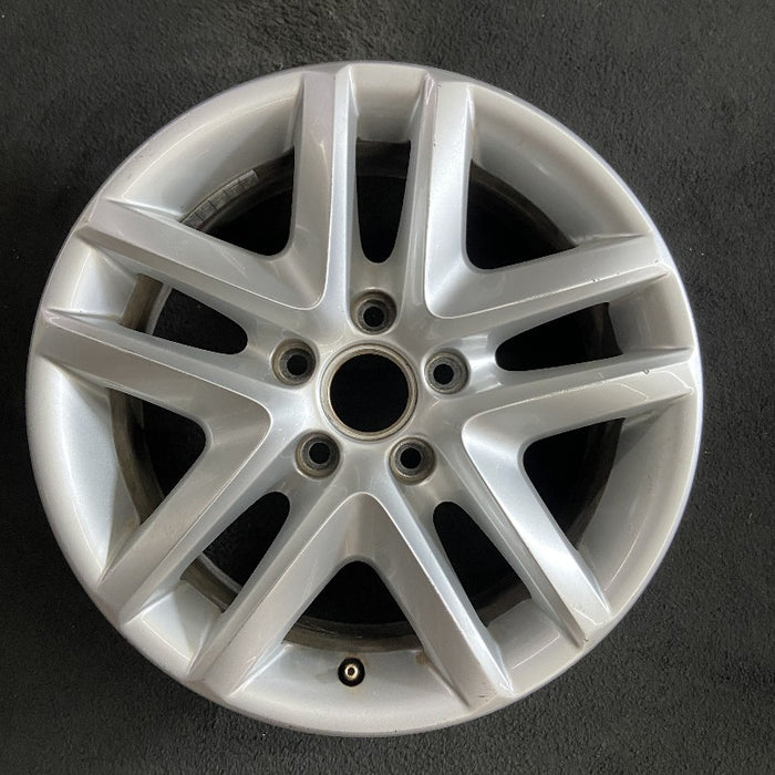 16" TIGUAN 09-11 16x6.5 alloy 5 double spoke Original OEM Wheel Rim