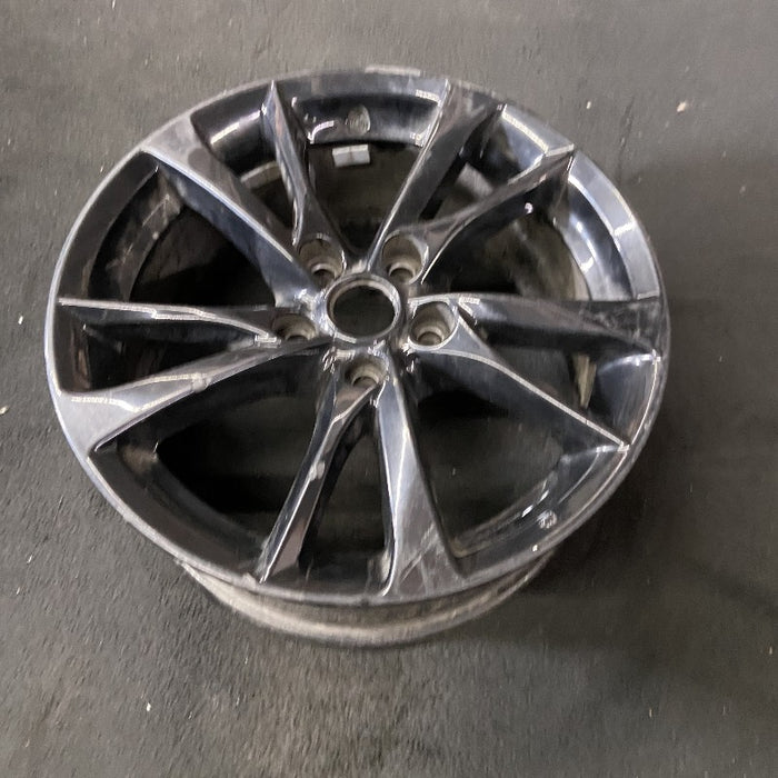 17" INFINITI Q50 14-15 17x7.5 alloy 5 V spoke alternating spoke width chrome Original OEM Wheel Rim