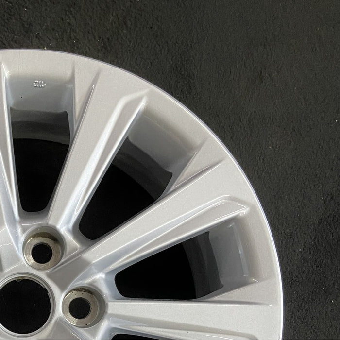 18" GRAND HIGHLANDER 24 18x7.5 alloy silver 10 spoke Original OEM Wheel Rim