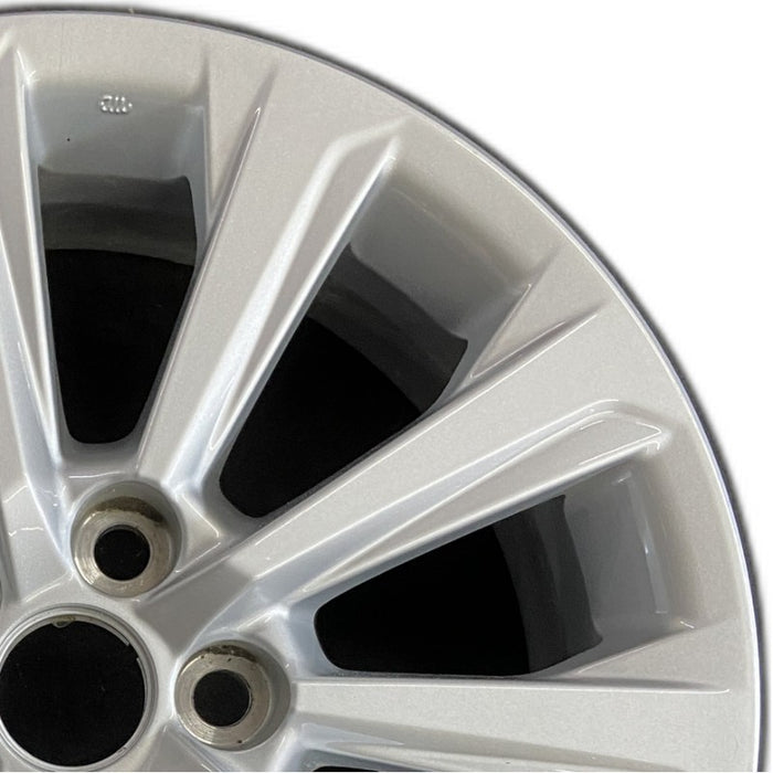 18" GRAND HIGHLANDER 24 18x7.5 alloy silver 10 spoke Original OEM Wheel Rim