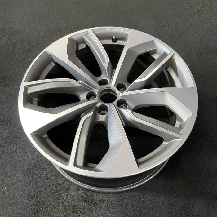 20" E-TRON 21-23 20x9 alloy 5 spoke V spoke Original OEM Wheel Rim