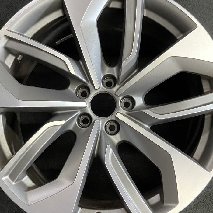 20" E-TRON 21-23 20x9 alloy 5 spoke V spoke Original OEM Wheel Rim