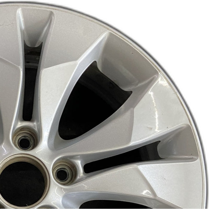 17" CR-V 12-14 17x6.5 alloy 10 spoke lug nut aligned with narrow slot Original OEM Wheel Rim