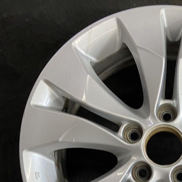 17" CR-V 12-14 17x6.5 alloy 10 spoke lug nut aligned with narrow slot Original OEM Wheel Rim