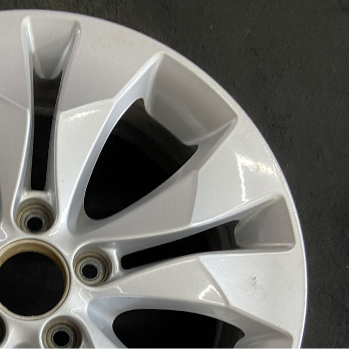 17" CR-V 12-14 17x6.5 alloy 10 spoke lug nut aligned with narrow slot Original OEM Wheel Rim