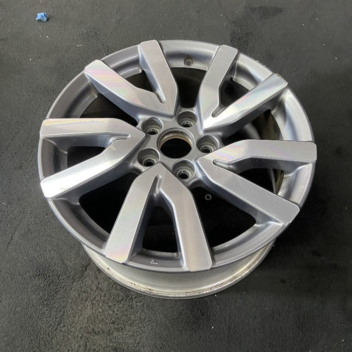 18" PILOT 19 18x8 alloy 5 V spoke factory installed w/machined face Original OEM Wheel Rim