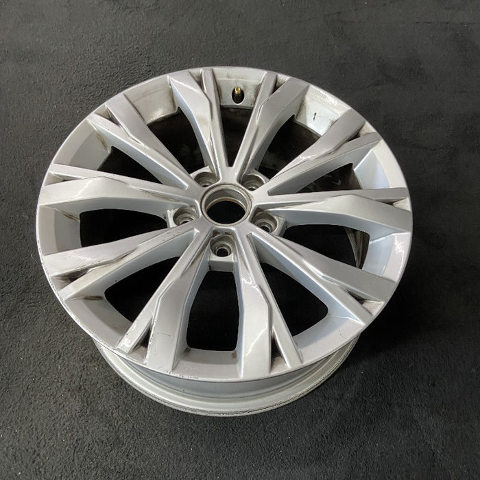 17" TIGUAN 18 17x7 alloy 10 spoke split spoke Original OEM Wheel Rim