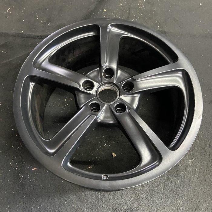 20" PORSCHE 911 14-16 991 model 96.5" WB 20x9 frt w/o central locking hub; 5 spoke raised spokes Original OEM Wheel Rim