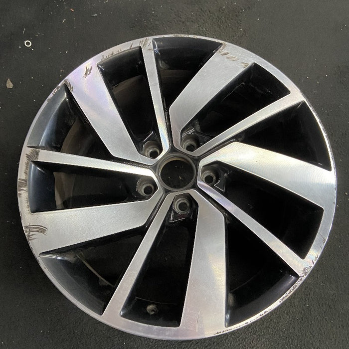 18" JETTA GLI 19-21 18x7.5 alloy 5 double spoke machined face with pockets Original OEM Wheel Rim
