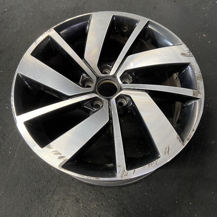 18" JETTA GLI 19-21 18x7.5 alloy 5 double spoke machined face with pockets Original OEM Wheel Rim