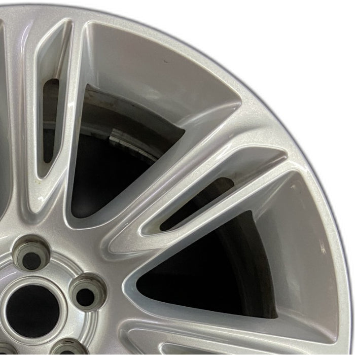 20" VELAR 18-23 20x8.5 alloy 7 spoke split spoke silver Original OEM Wheel Rim
