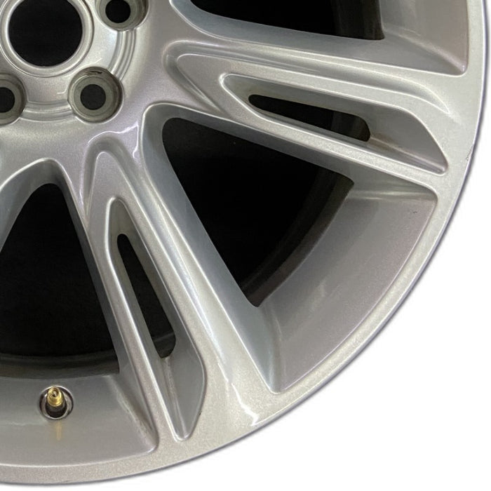 20" VELAR 18-23 20x8.5 alloy 7 spoke split spoke silver Original OEM Wheel Rim