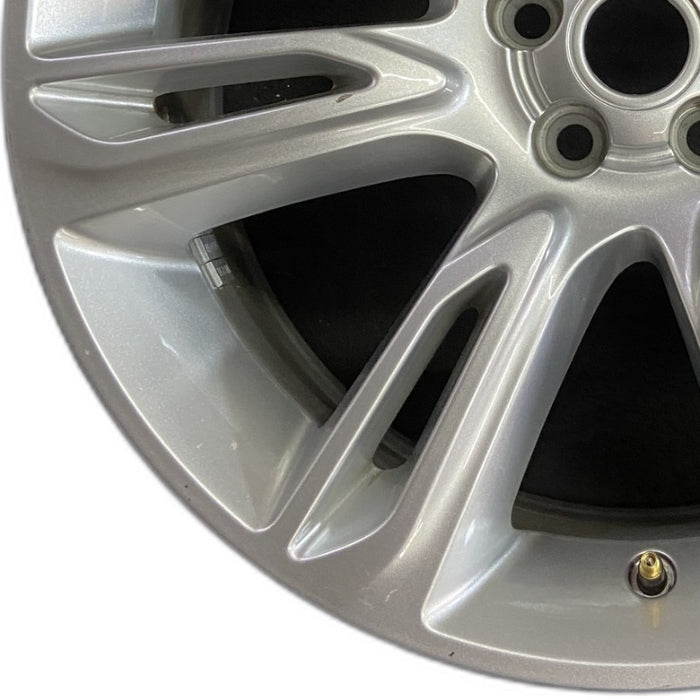 20" VELAR 18-23 20x8.5 alloy 7 spoke split spoke silver Original OEM Wheel Rim