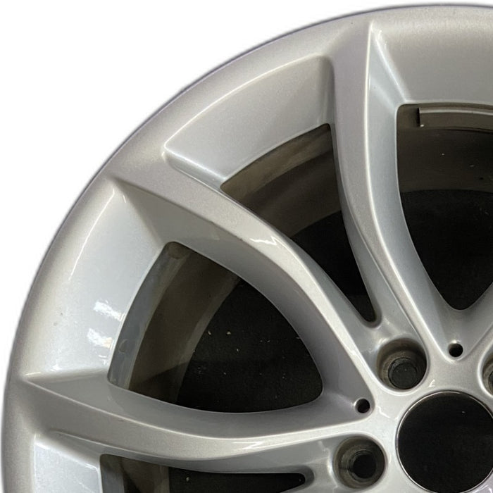 19" BMW X6 15-17 19x9 alloy 5 spoke V spoke w/o dimples between lugs; 18mm offset Original OEM Wheel Rim