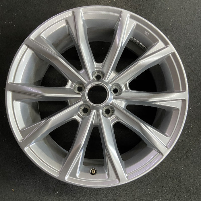 18" CR-V 23-24 18x7.5 alloy 10 spoke silver Original OEM Wheel Rim