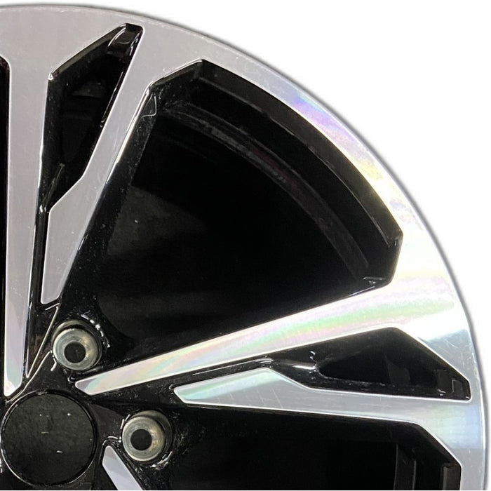 20" E-TRON GT 22-24 20x9 machined face with black pockets Original OEM Wheel Rim