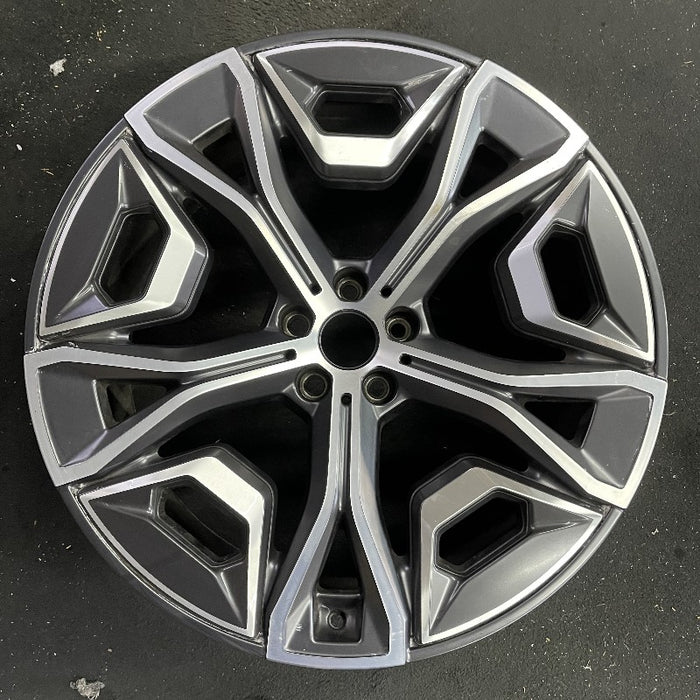 22" IX 22-24 22x9.5 5 Y spoke machined face with pockets Original OEM Wheel Rim