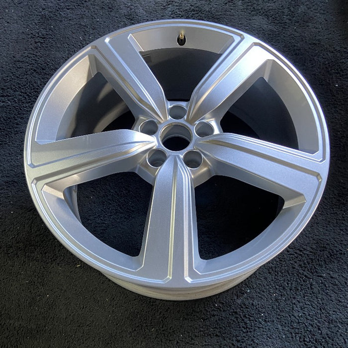 20" E-TRON 19 20x9 alloy Original OEM Wheel Rim