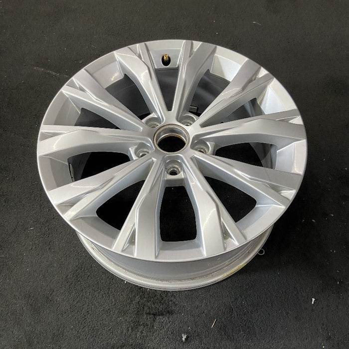 17" TIGUAN 18 17x7 alloy 10 spoke split spoke Original OEM Wheel Rim