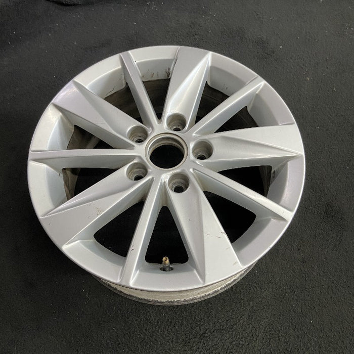 15" GOLF 15-18 15x6 alloy Original OEM Wheel Rim