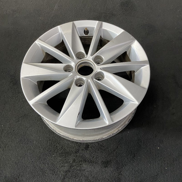 15" GOLF 15-18 15x6 alloy Original OEM Wheel Rim