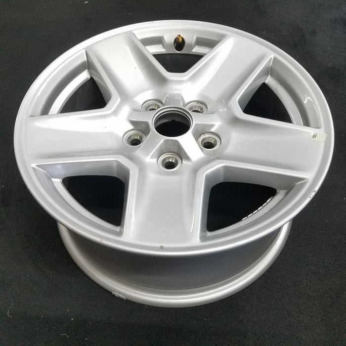 17" JEEP GLADIATOR 20 17x7-1/2 aluminum 5 spoke solid spoke w/recessed spoke opt WAC tech silver Original OEM Wheel Rim