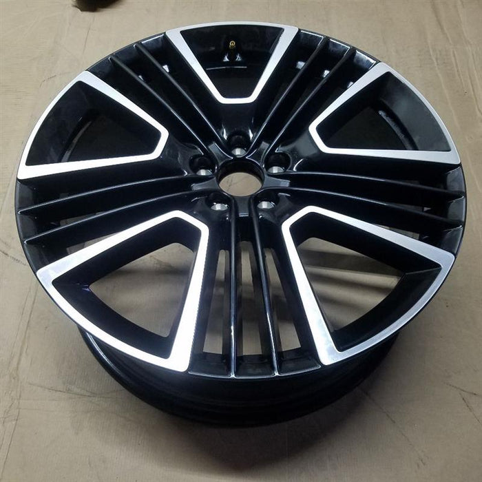 21" XC40 19-21 21x8.5 alloy 5 triple slot Original OEM Wheel Rim