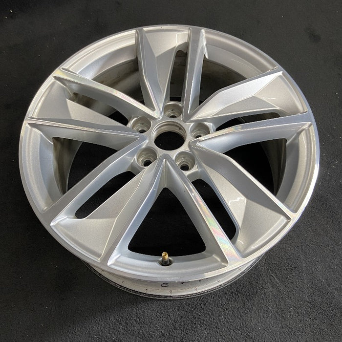 18" AUDI Q3 17-18 18x7 alloy Original OEM Wheel Rim